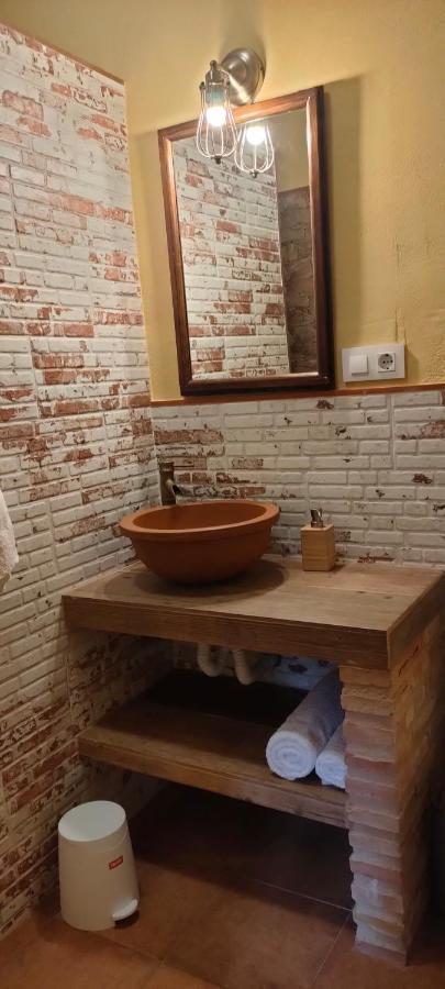 Los Montes Guest House Casas de Miravete Екстериор снимка